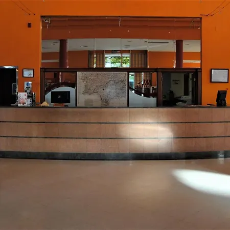 Hotel Jm Jardin De La Reina Guillena
