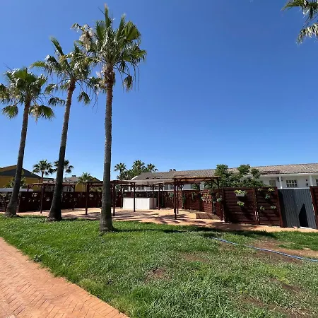 Jm Jardin De La Reina Hotel